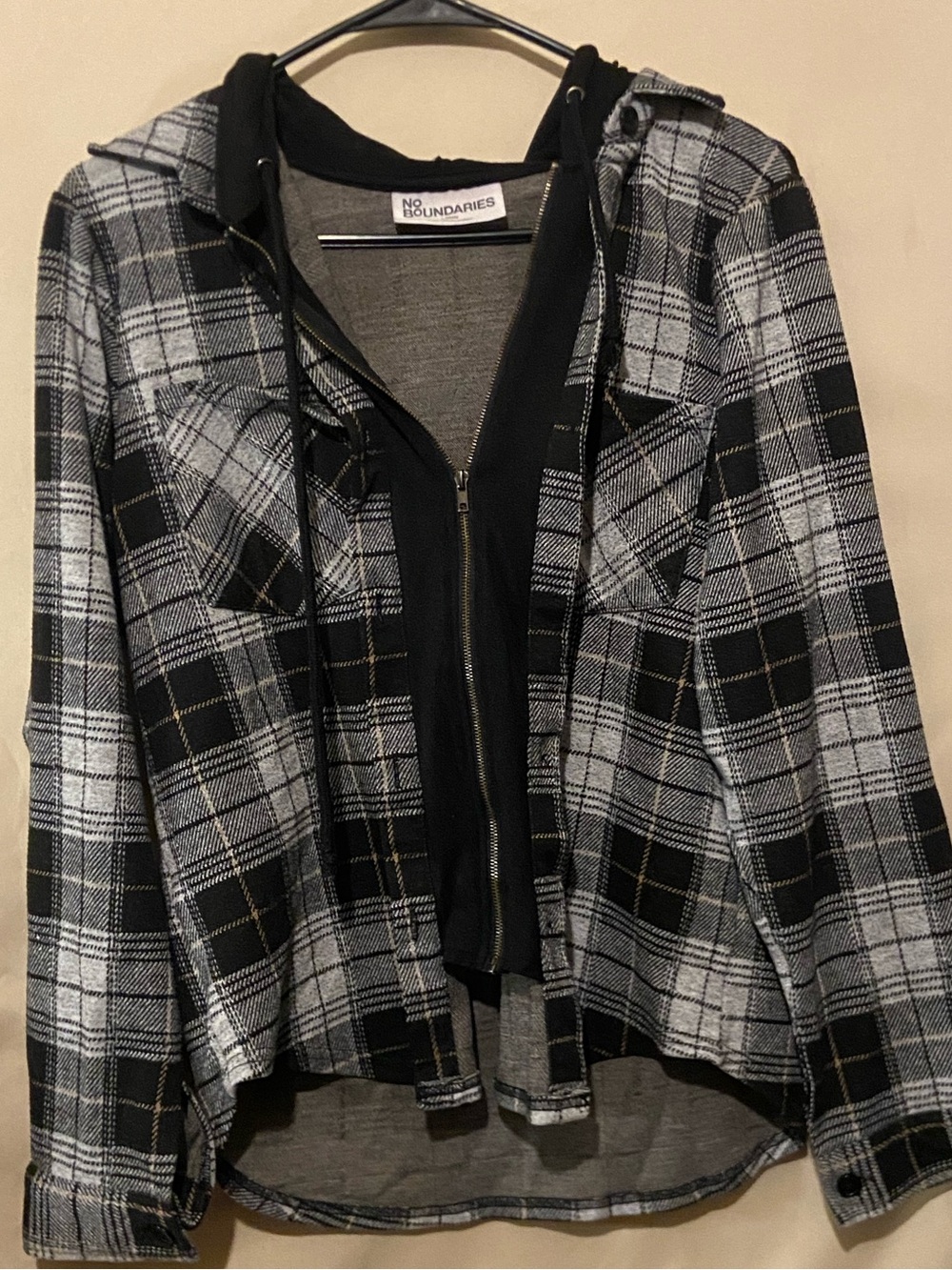 No Boundaries Black & Gray Plaid Hooded Zip Jacket